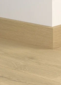 Sockelpanel för laminatgolv - Fresh Oak, INGEN RETUR!