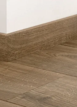 Sockellist för laminatgolv - Browned Oak, INGEN RETURRÄTT!