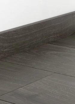 Sockellist till laminatgolv - Dark Mature Oak, INGEN RETUR!