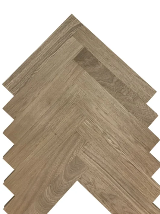 Massiv fiskbensparkett 16x68x408 mm. Natur - RESTFÖRSÄLJNING