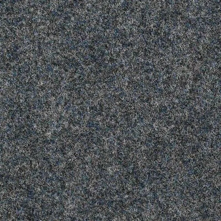 8902