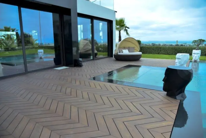 MOSO Bambus X-treme® - Chevron sildeben terrasseplanker, Sikkens overflade -