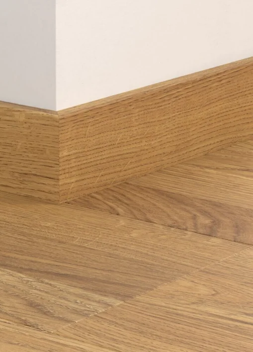 Sockel till laminatgolv - Elegant Oak, INGEN RETURRÄTT!