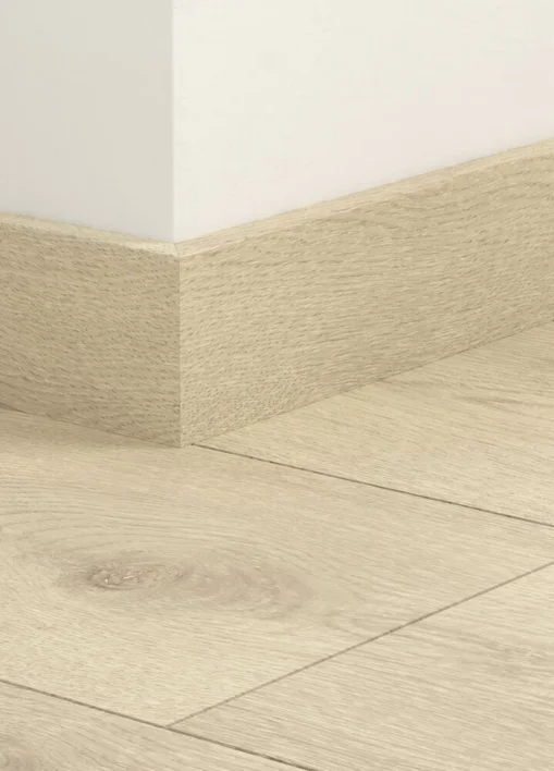 Sockel till laminatgolv - Light Beige Oak, INGEN RETURRÄTT!